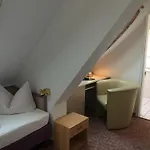 & Restaurant Park Cafe Isa Hotel 3*