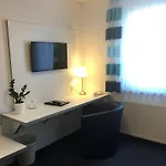 & Restaurant Park Cafe Isa Hotel Erfurt