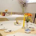 & Restaurant Park Cafe Isa 3*