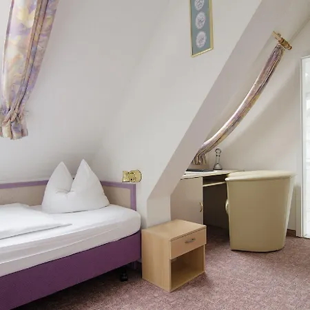 & Restaurant Park Cafe Isa Hotel Erfurt