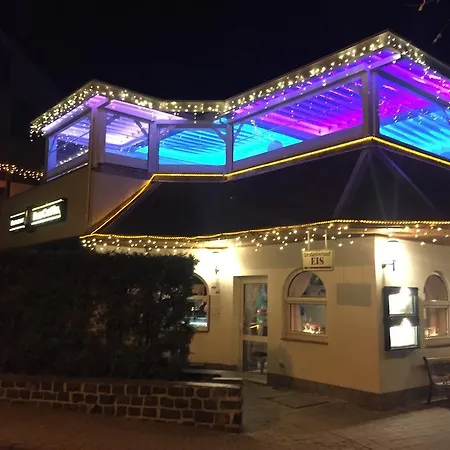 Hotel Hotel&restaurant Park Cafe Isa 3*