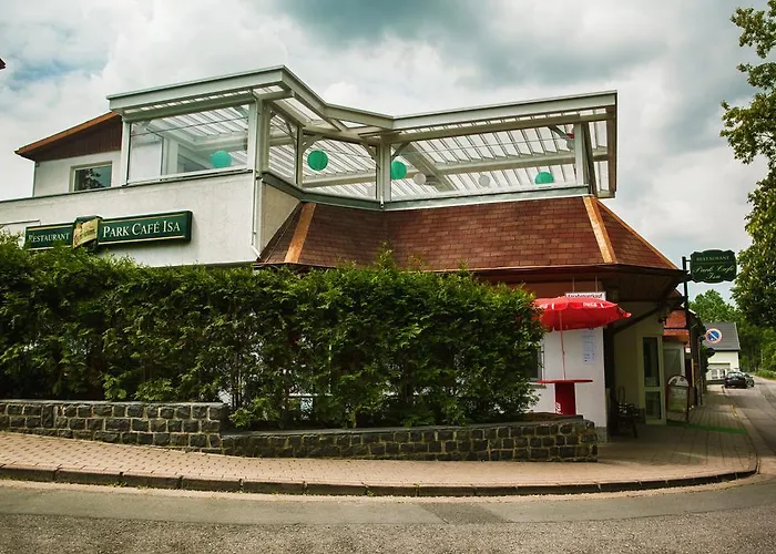 Hotel & Restaurant Park Cafe Isa 3*