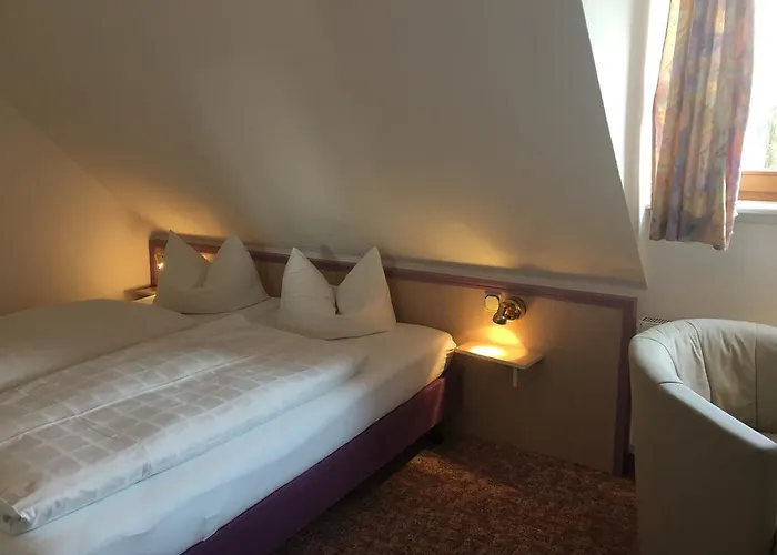 & Restaurant Park Cafe Isa Otel 3*