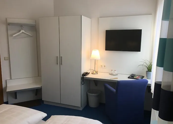 Otel & Restaurant Park Cafe Isa