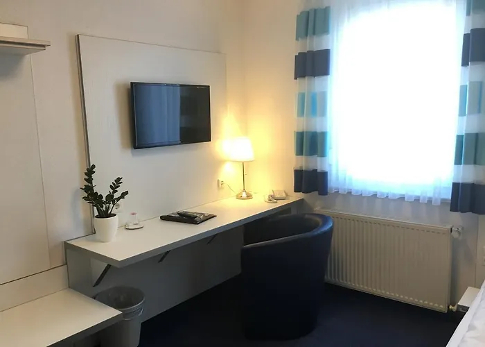 & Restaurant Park Cafe Isa Otel Erfurt