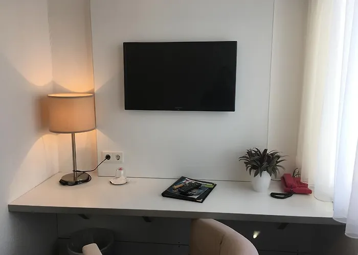 Hotel & Restaurant Park Cafe Isa 3*