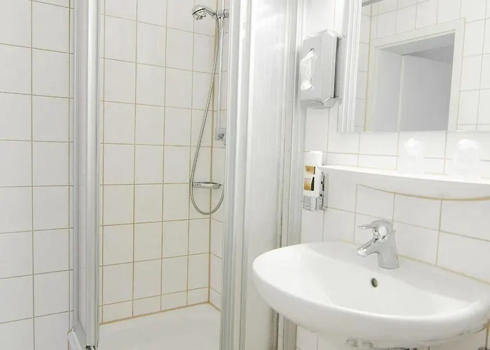 Otel & Restaurant Park Cafe Isa