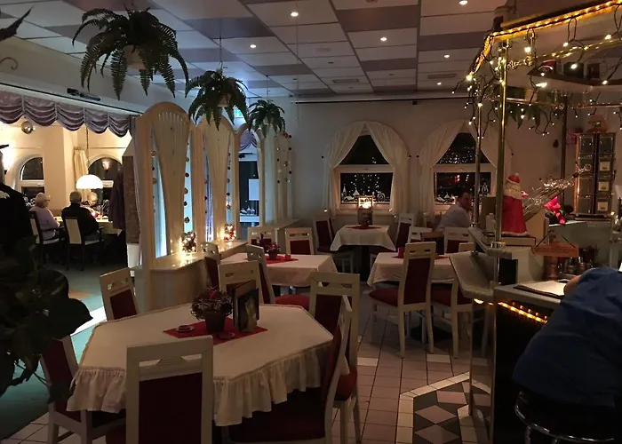 Hotel & Restaurant Park Cafe Isa 3*