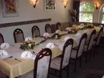 Otel & Restaurant Park Cafe Isa